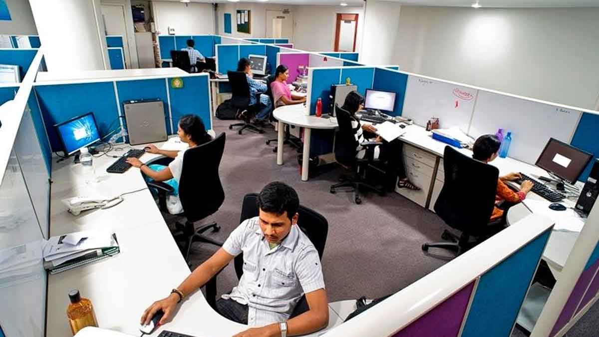 employees from it companies leaving jobs and doing businesses 