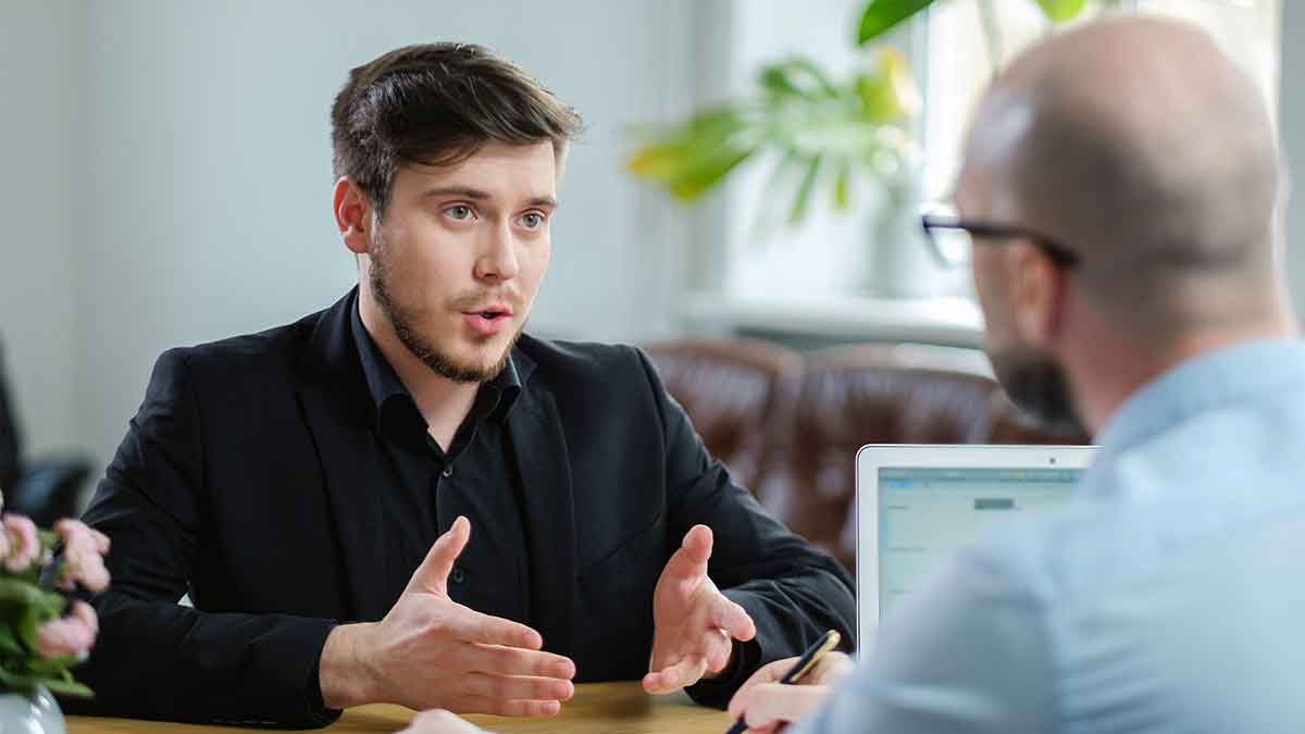 follow these tips to get success in job interviews 
