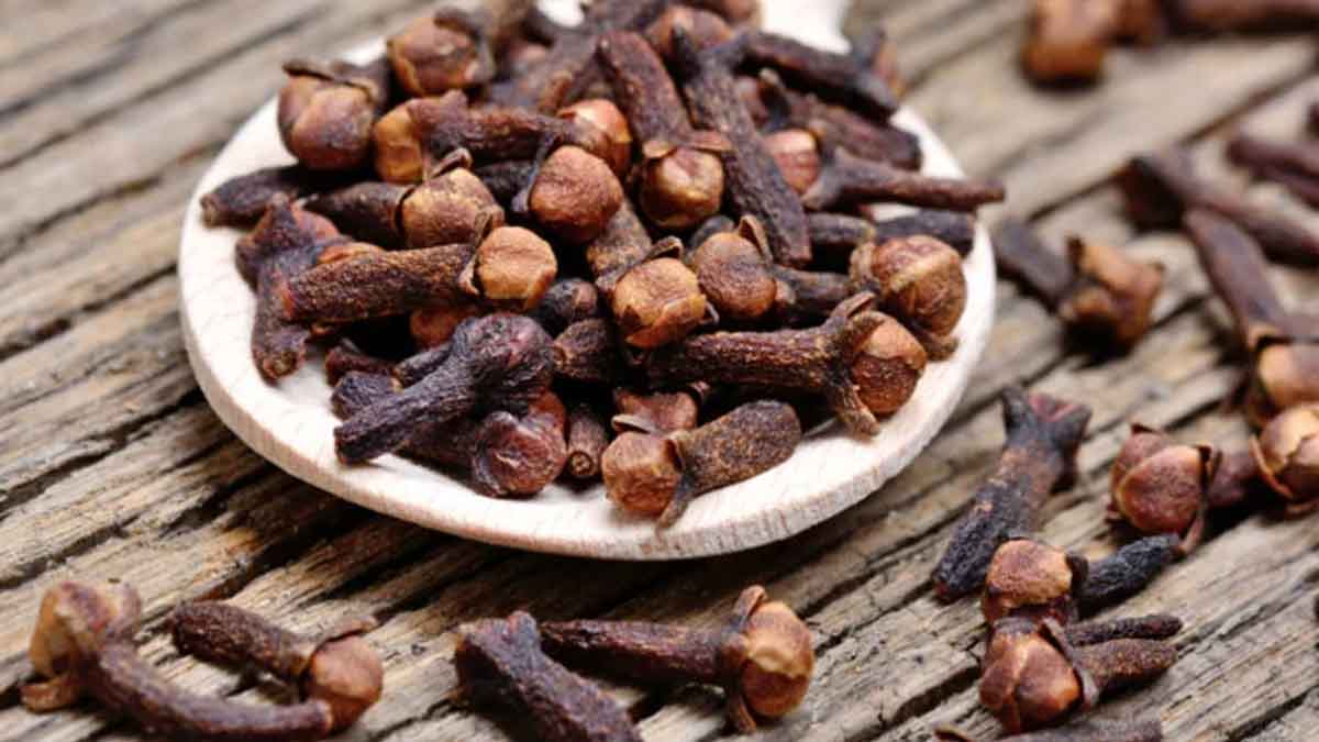 take one clove daily for three times to get rid of these health problems 