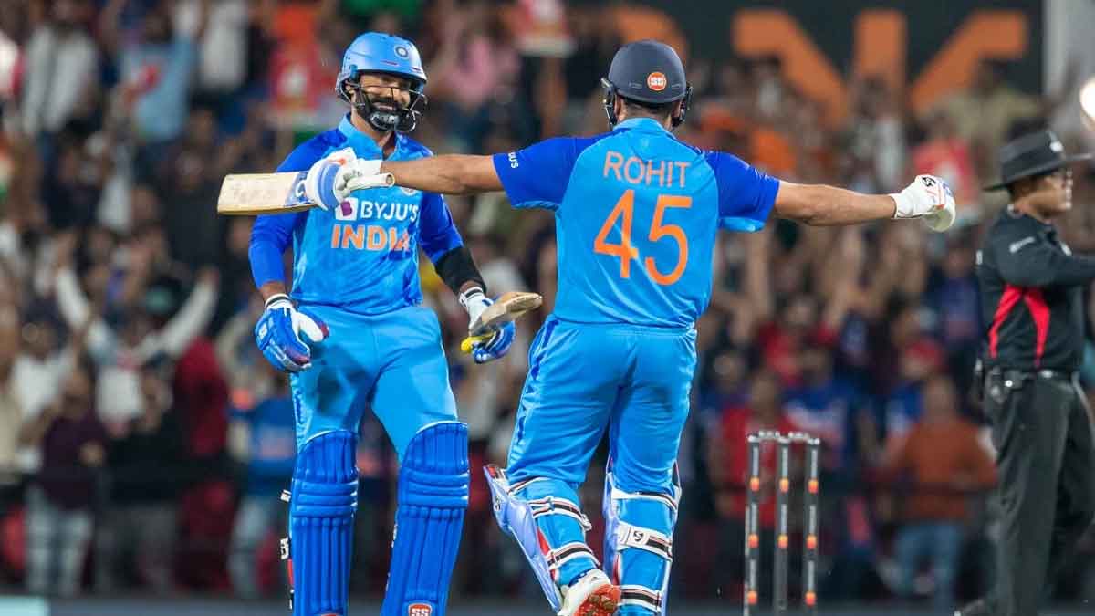 IND Vs AUS : నిన్నటి మ్యాచ్లో దినేష్ కార్తీక్ విన్నింగ్ షాట్స్ చూశారా.. ఎలా కొట్టాడంటే.. వీడియో..! IND Vs AUS India won by 6 wickets against Australia in 2nd T20