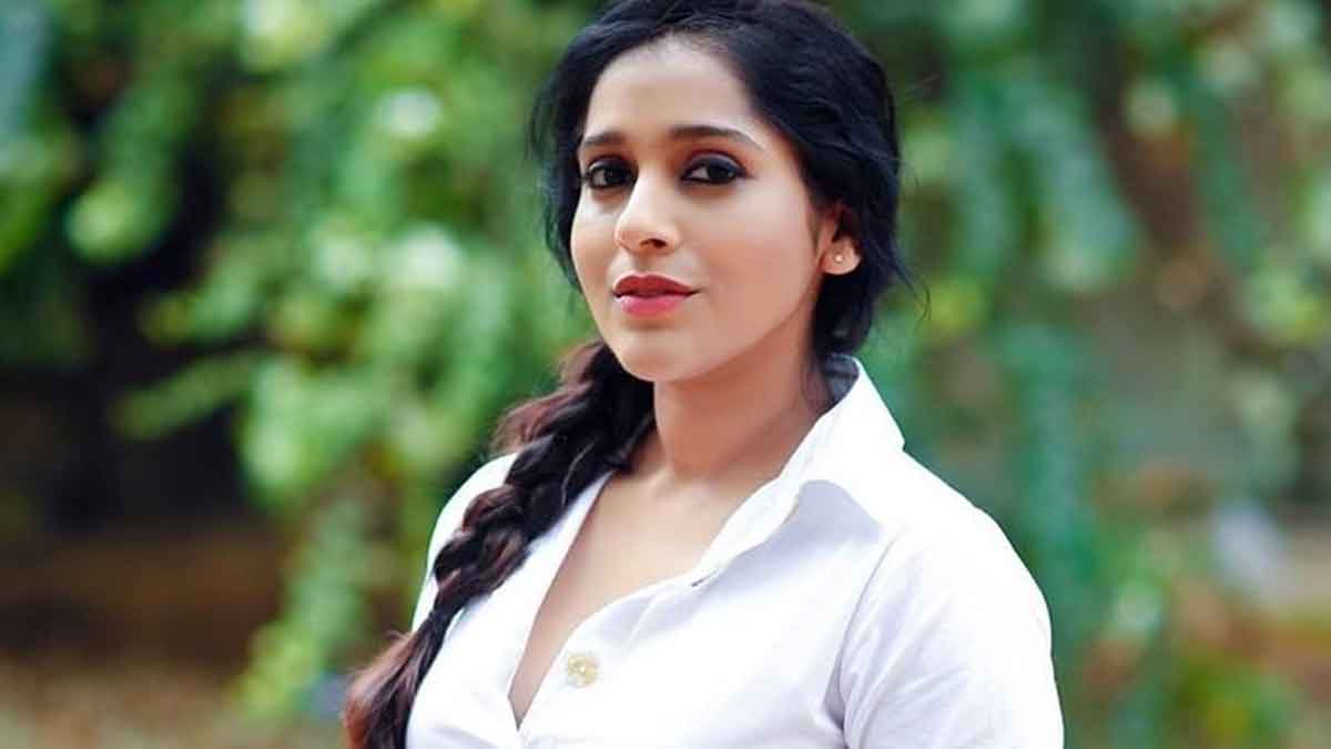 Rashmi Gautam : నువ్వు దానికి రెడీ అంటే చెప్పు, నేను వచ్చేస్తానంటూ.. రష్మి గౌతమ్ కామెంట్స్.. Rashmi Gautam interesting comments on acting in movies
