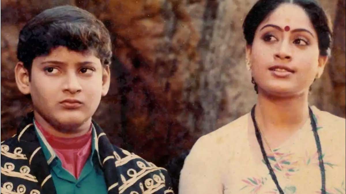 what is the relation between mahesh babu and vijayashanti