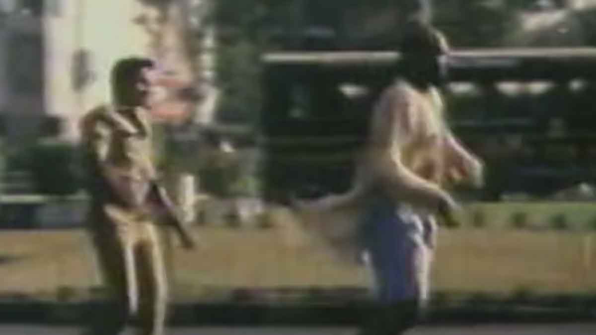 Ankusham Fight Scene : అంకుశం రామిరెడ్డిని రాజశేఖర్ నిజంగానే రోడ్డుపై బట్టలూడదీసి కొట్టాడట.. అప్పుడు ఏమైందంటే..? Ankusham Fight Scene rajasekhar and ramireddy really what happened