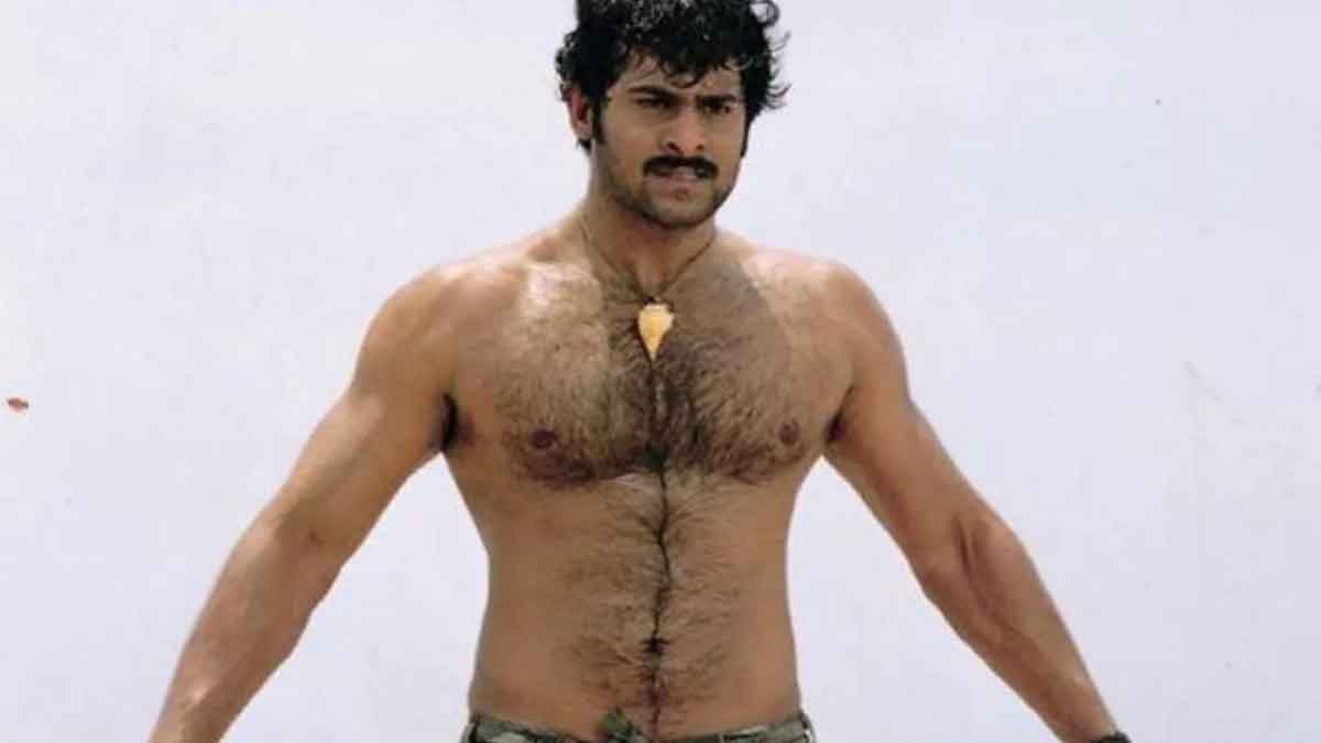 Chatrapathi Movie : ఛత్రపతిలోని ఆ సీన్ రాజమౌళికి ఇప్పటికీ నచ్చదట.. మరి ఎందుకు తీసినట్లు..? Chatrapathi Movie director rajamouli still not likes a scene