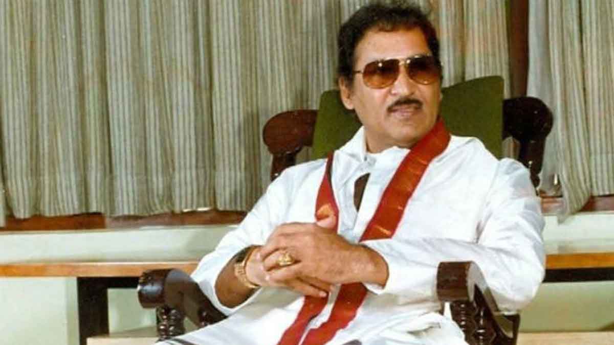 Sobhan Babu : అందరు నటులు తమ కొడుకులను హీరోలుగా చేశారు.. శోభన్ బాబు ఎందుకలా చేయలేదు..? why Sobhan Babu not make his son hero