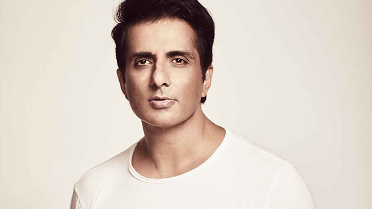 Sonu Sood : సోనూసూద్కు నెటిజన్ల జేజేలు.. ఈసారి ఏం చేశాడంటే..? Sonu Sood again helped a person netizen praise him