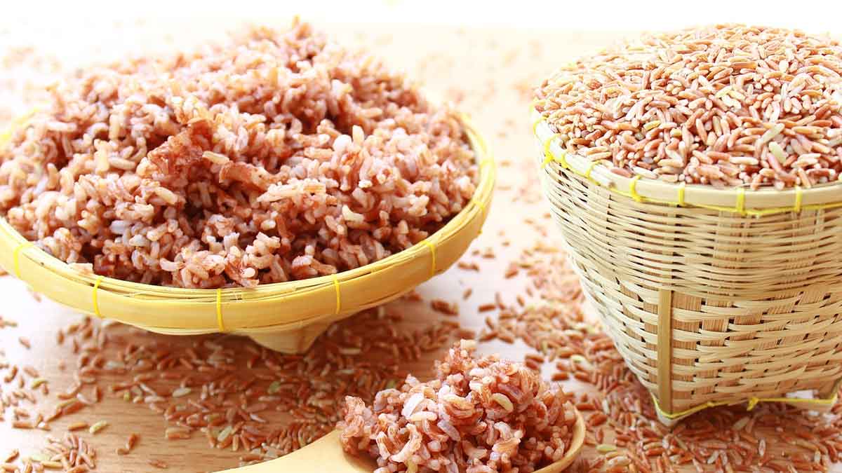 Brown Rice : తెల్ల అన్నంకు బదులుగా బ్రౌన్ రైస్ను తింటే ఎన్ని లాభాలు కలుగుతాయో తెలిస్తే.. ఇప్పుడే తింటారు.. brown rice has lot of nutrients take daily for better health