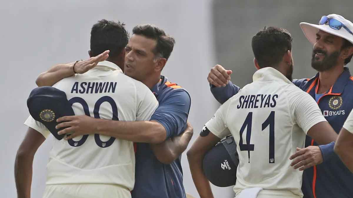 IND Vs BAN : మ్యాచ్ గెలిచినా.. ఆగని విమర్శలు.. ద్రావిడ్పై క్రికెట్ ఫ్యాన్స్ తీవ్ర ఆగ్రహం.. IND Vs BAN fans angry on rahul dravid even match won