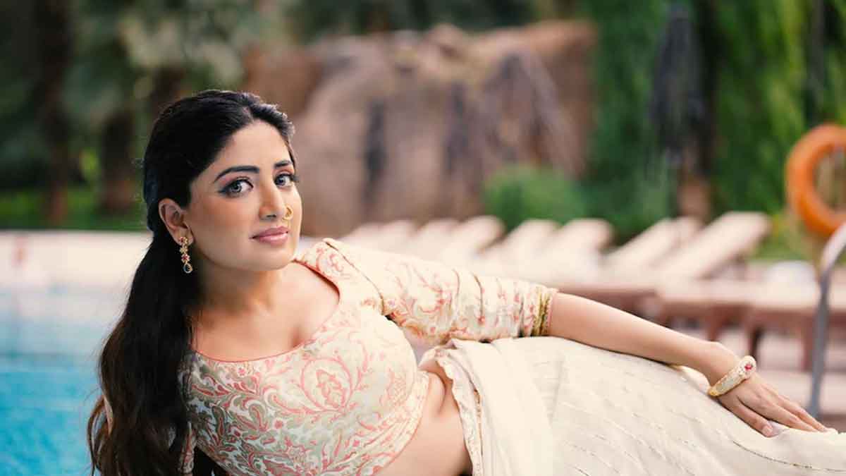 Poonam Kaur got rare disease news viral 