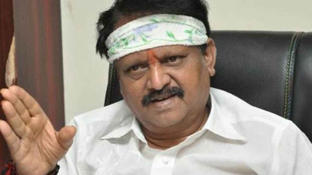 the reason behind kodi rama krishna wearing head band 