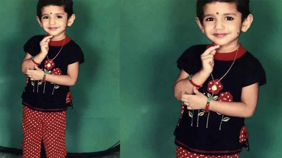 priya prakash varrier childhood photo viral 