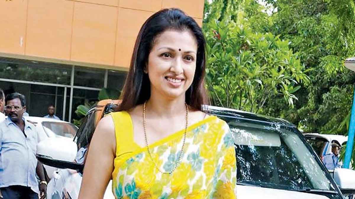 Gautami told why she never did movies with chiranjeevi and balakrishna