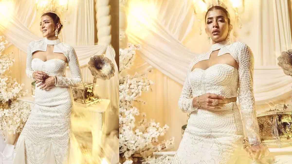Manchu Lakshmi : పీక్స్లో మంచు లక్ష్మీ అందాల ఆరబోత.. లేటు వయస్సులో ఈ రచ్చేందంటున్న నెటిజన్స్.. Manchu Lakshmi latest white color dress photos viral