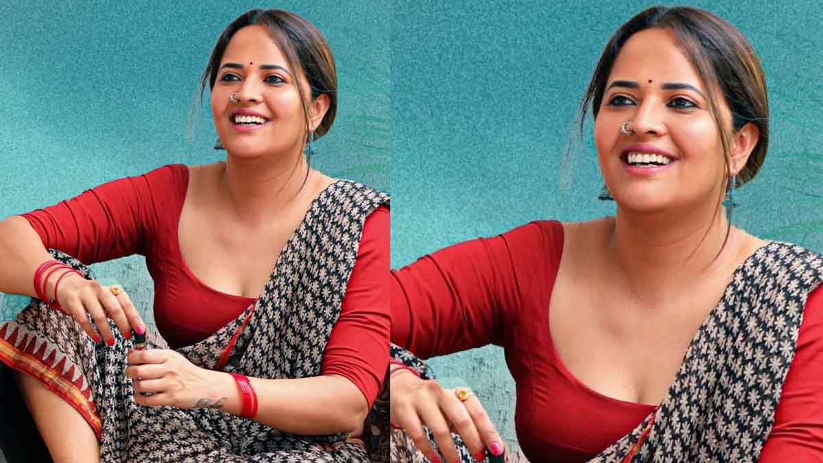 Anasuya now targets star heroes fans angry 