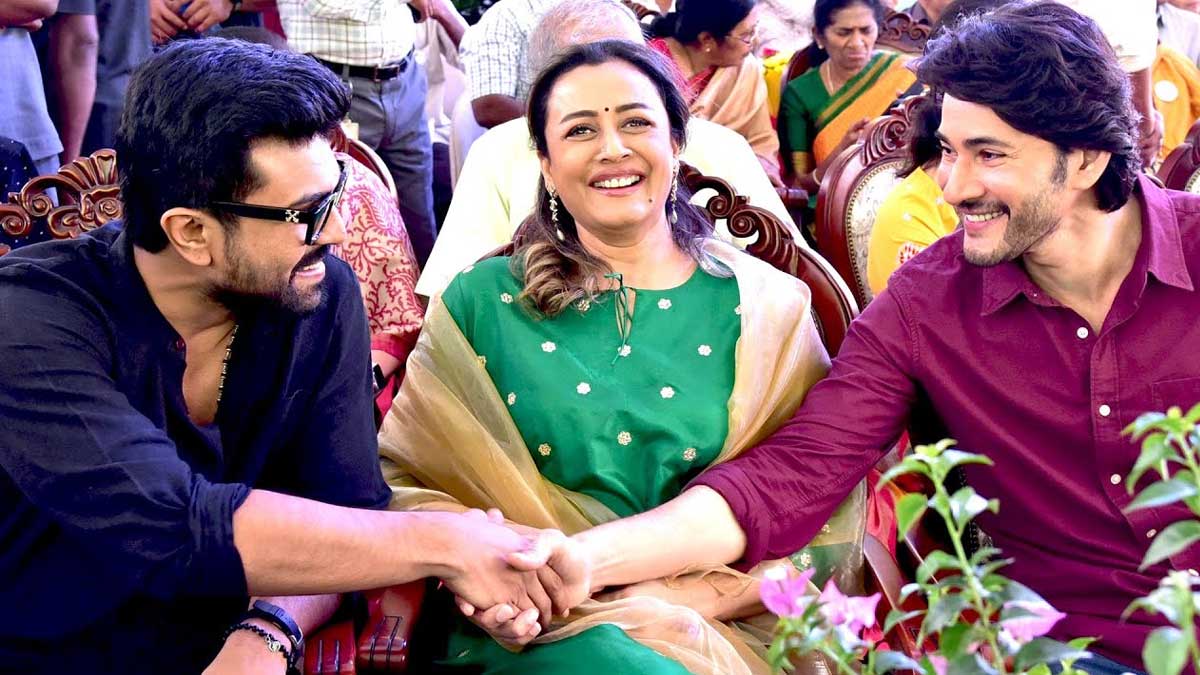 Ram Charan : చాలా రోజుల తర్వాత ఒకే ఫ్రేములో కనిపించిన రామ్ చరణ్, మహేష్ బాబు Ram Charan and mahesh babu appear in anr awards program