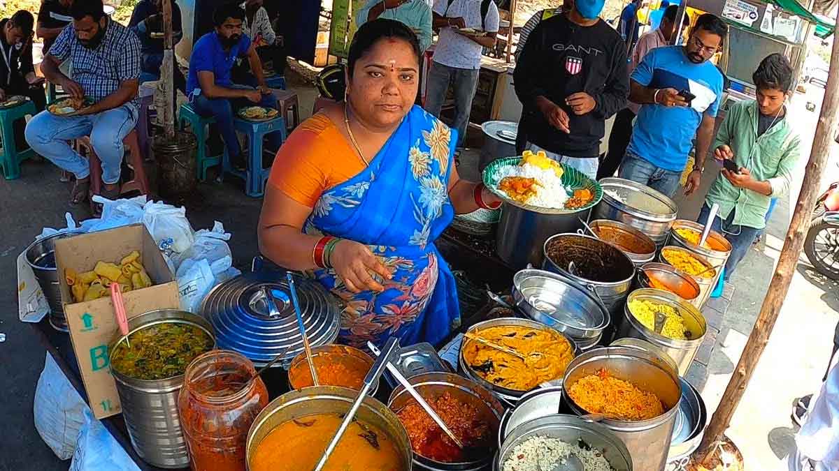 Kumari Aunty : కుమారి ఆంటీ అసలు సంపాదన ఎంత.. నిజాలు ఇవిగో..! Kumari Aunty how much she is earning what is her income